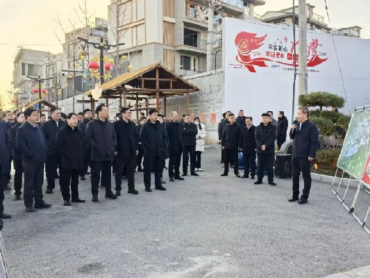 眉縣榮獲全市鞏固拓展脫貧攻堅成果暨“千萬工程”建設現場觀摩綜合評比第一名